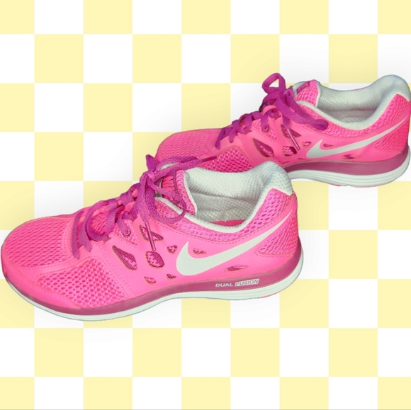 Nike Pink Running Shoes - Picture 2 of 6